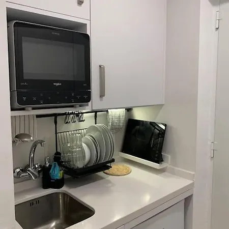 Apartamento Nice Central Studio, Renovated And With Views. Town Center. *